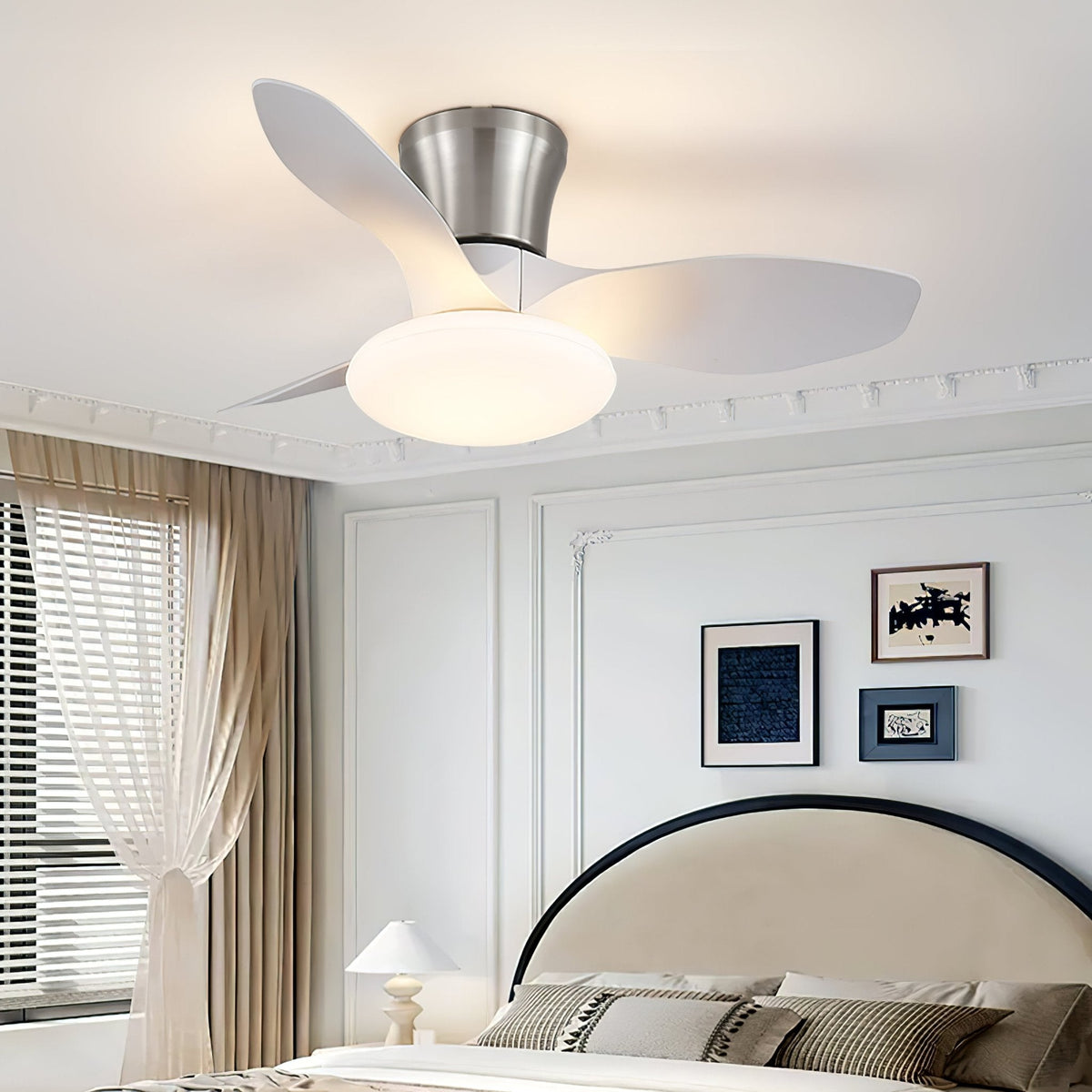 Aeris Curve Ceiling Fan Light
