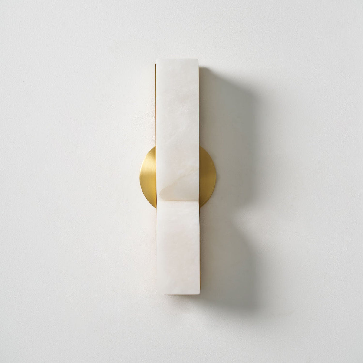 Alabaster Essence Plug - in Wall Sconce