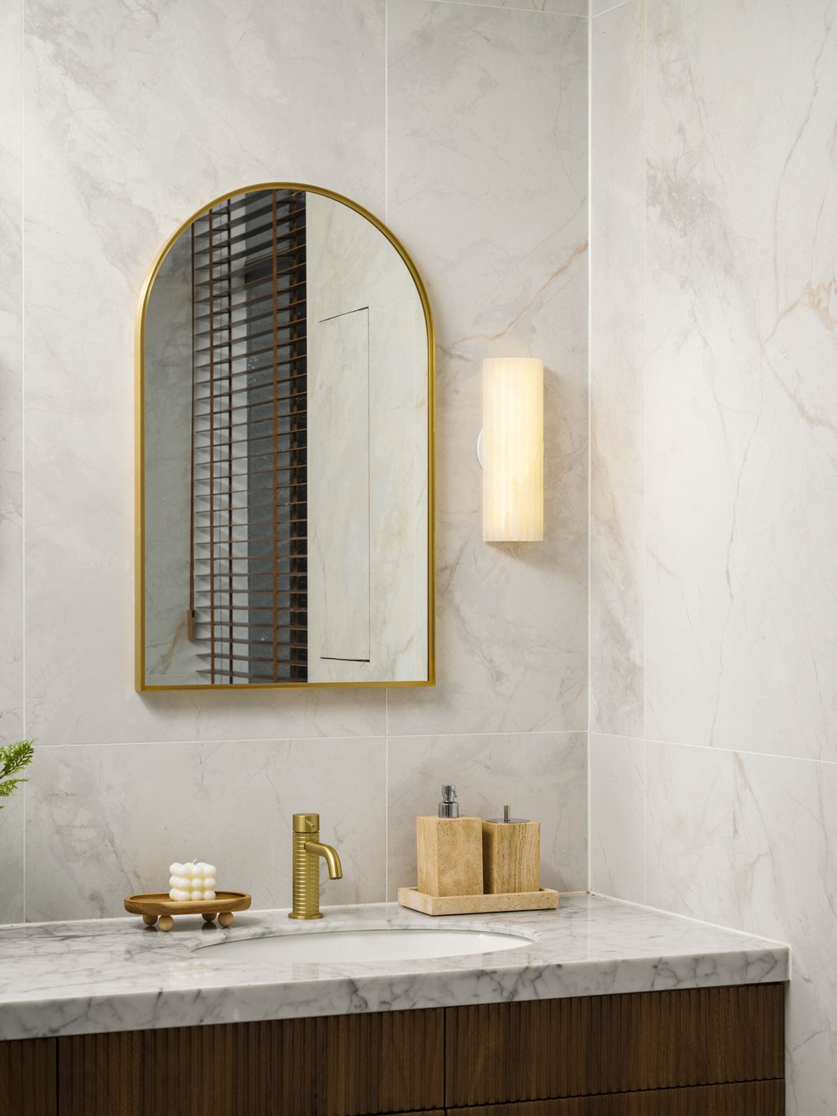 Alvia Alabaster Wall Light