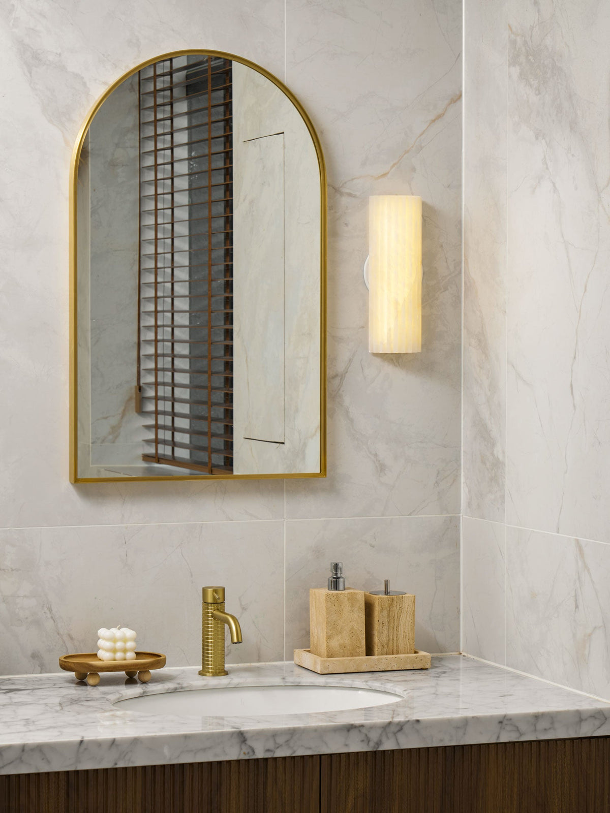Alvia Alabaster Wall Light