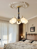 Antonia Chandelier