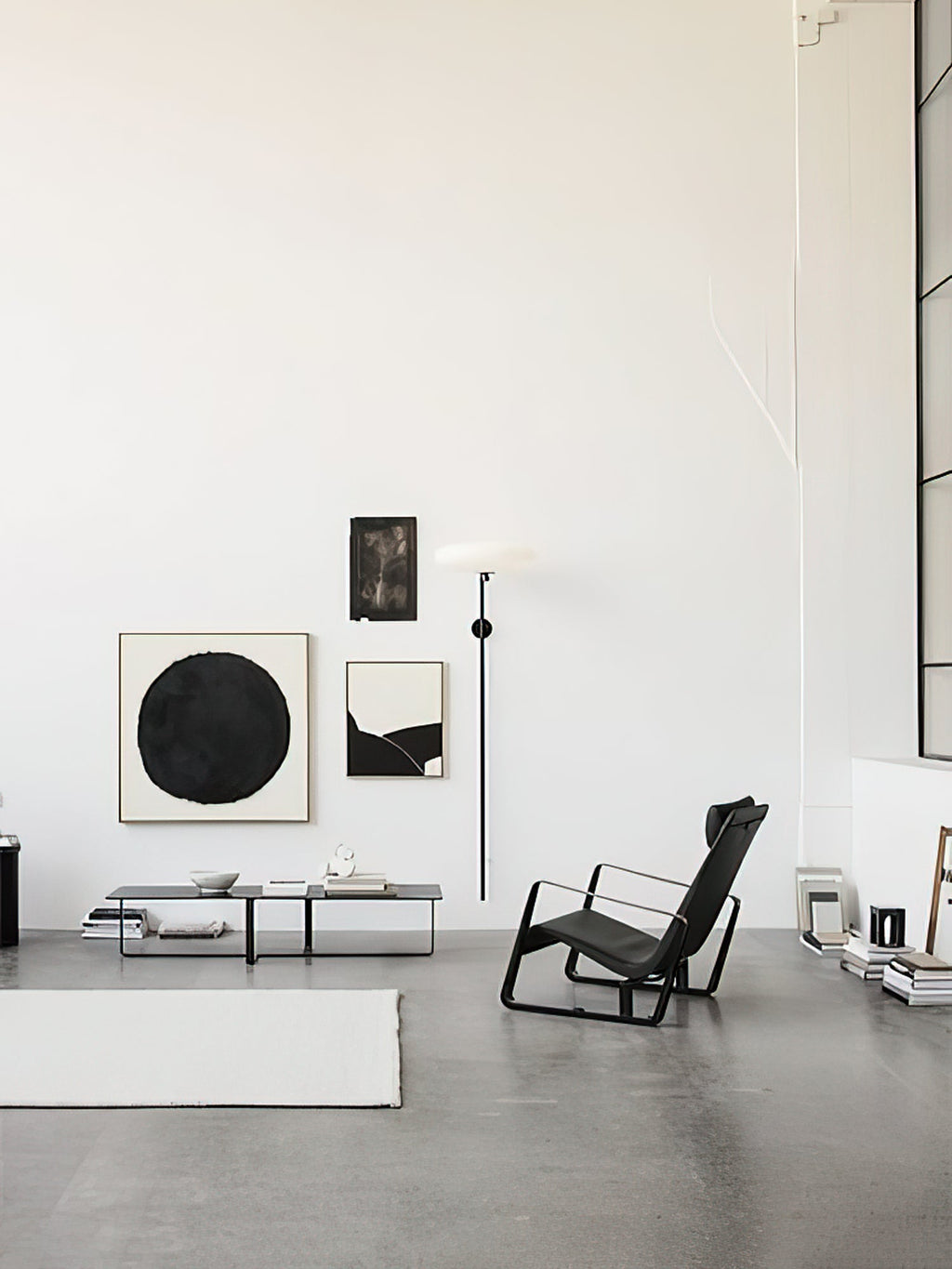 Arc Plug - in Wall Lamp