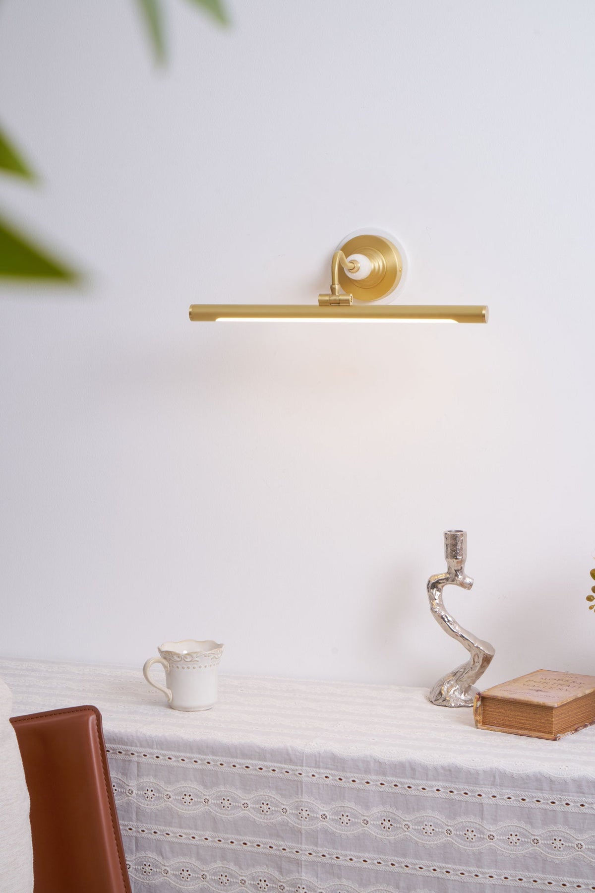Archer Art Linear Wall Light