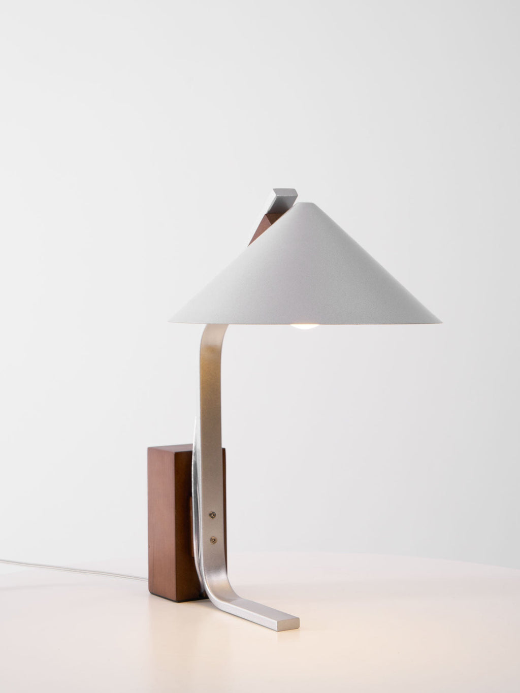 Arclune Desk Lamp