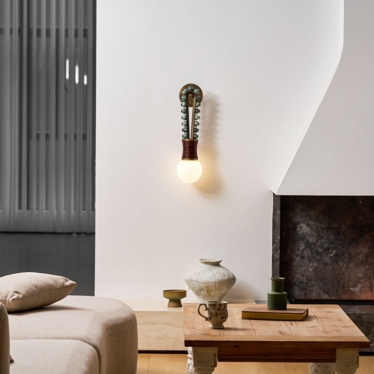 Ardora Wall Lamp