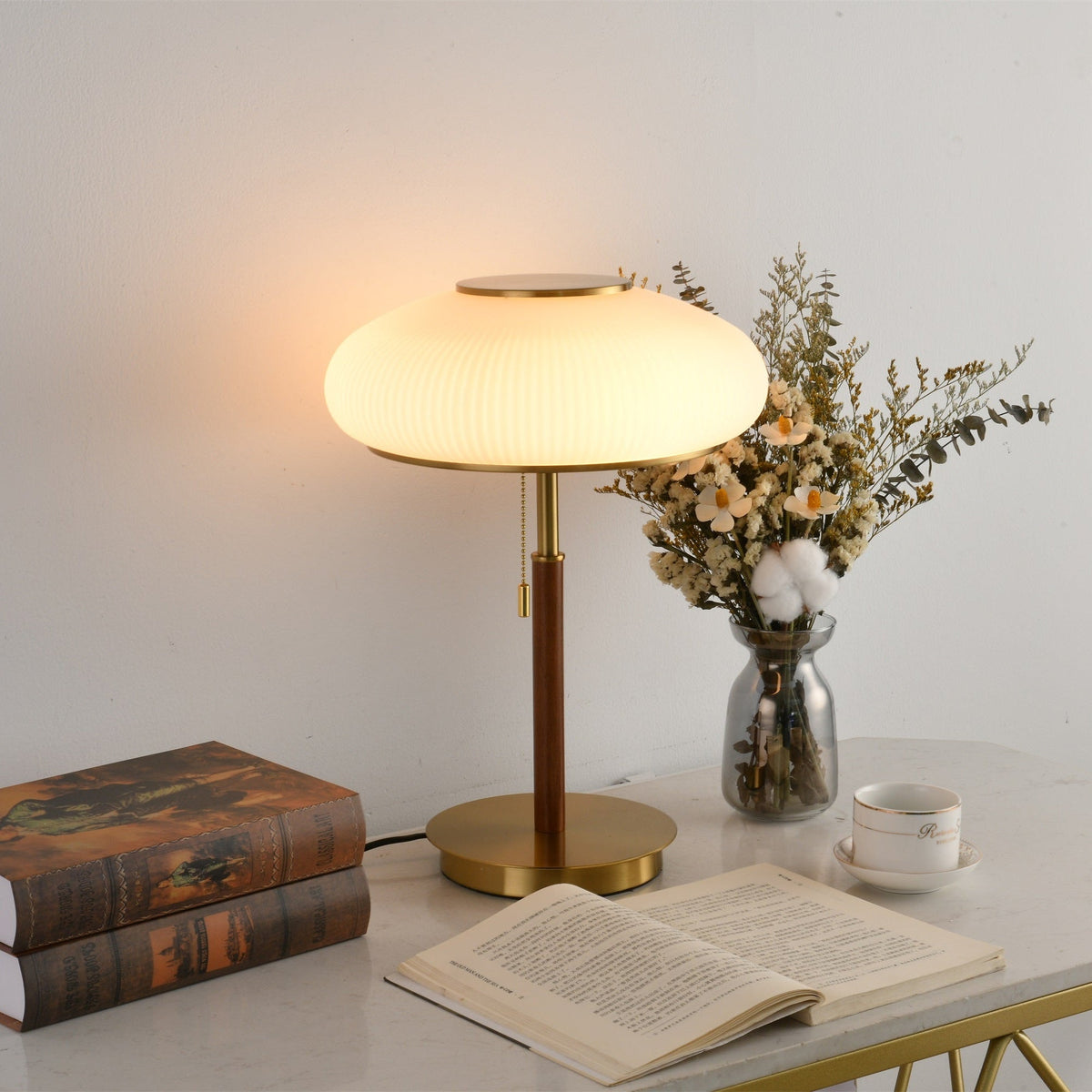 Arvia Table Lamp