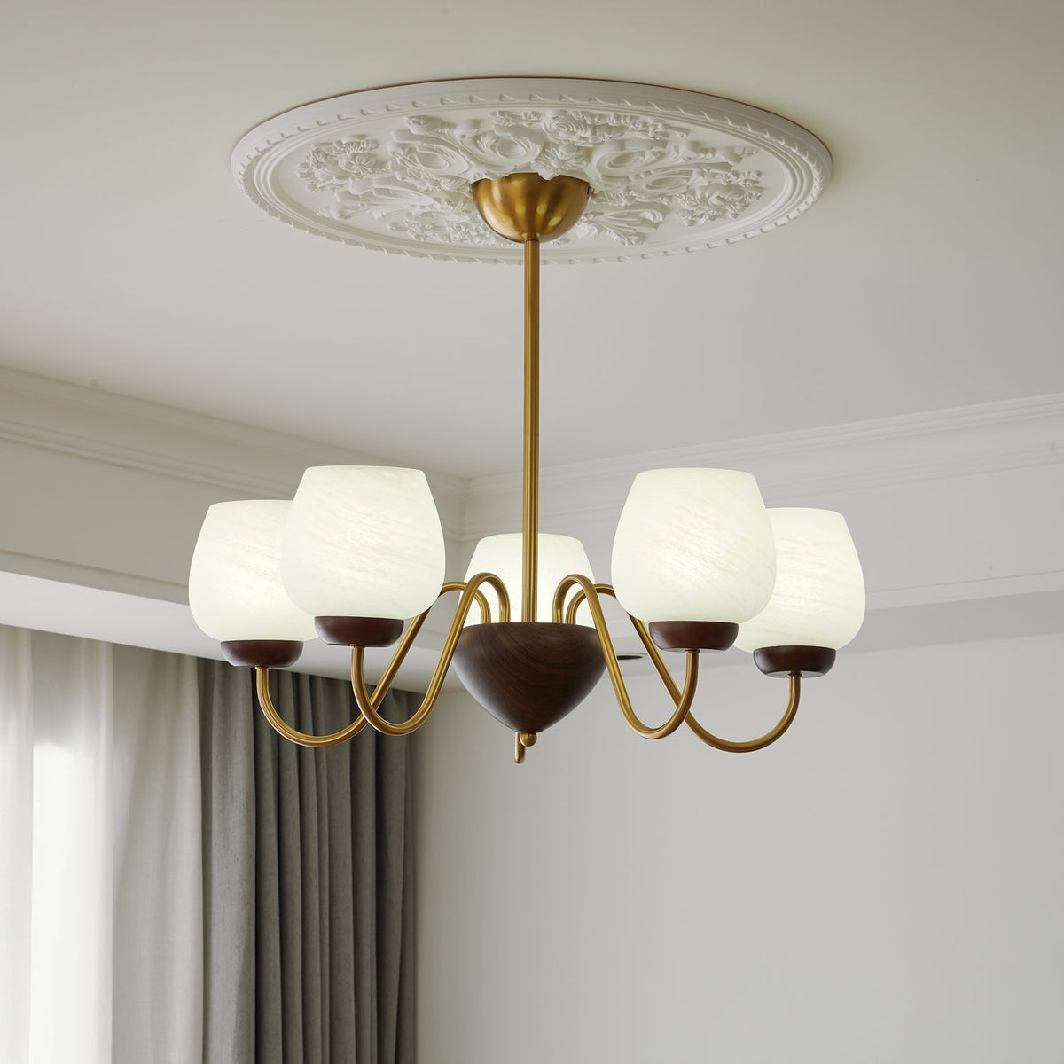 Aurorium Chandelier