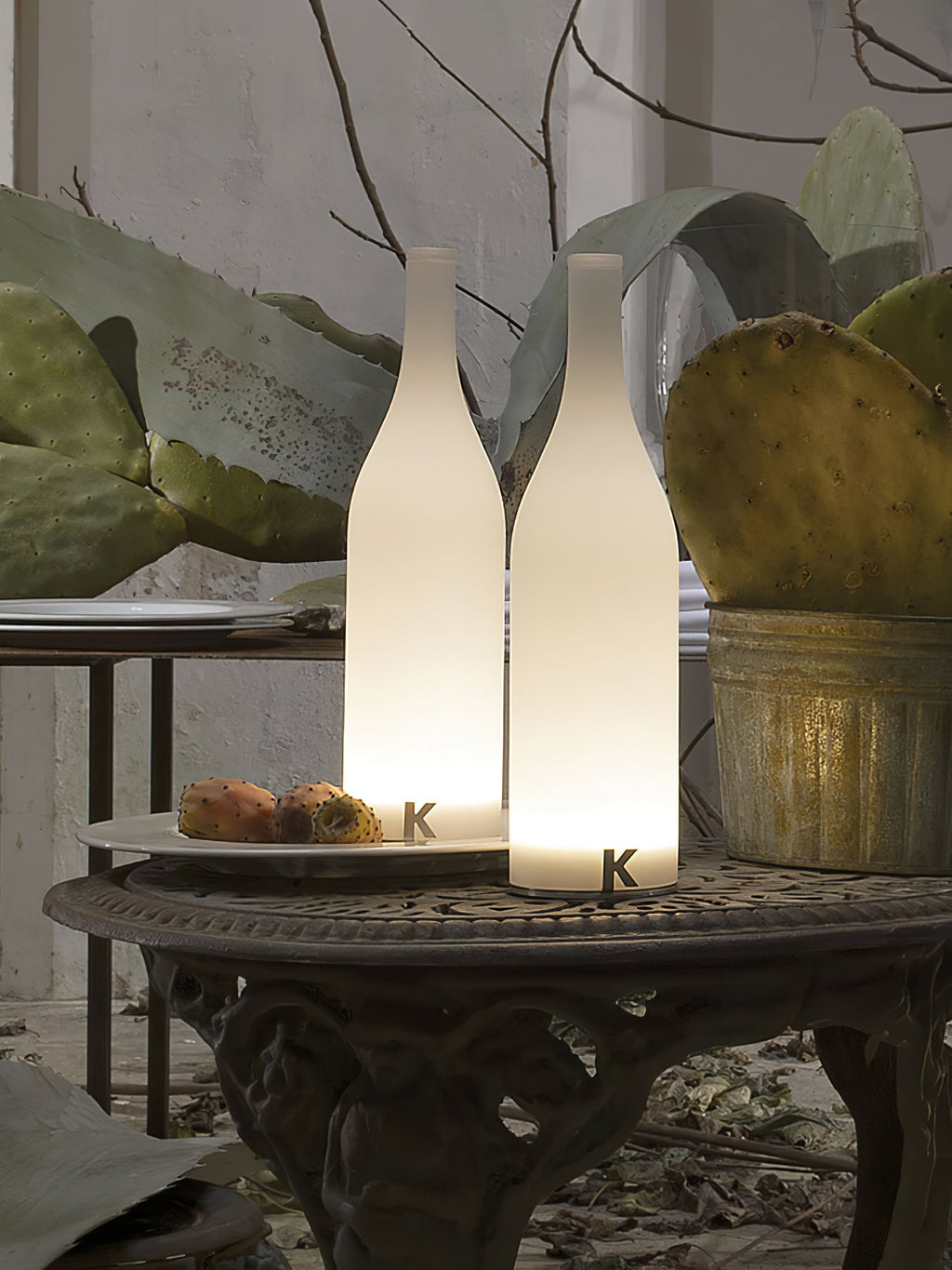 Bacco Built - in Battery Table Lamp
