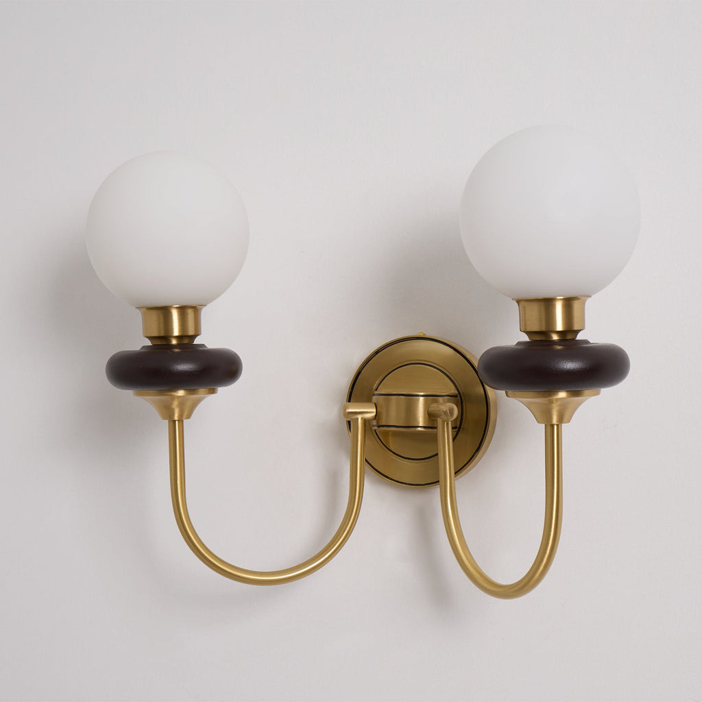 Bellevue Wall Lamp