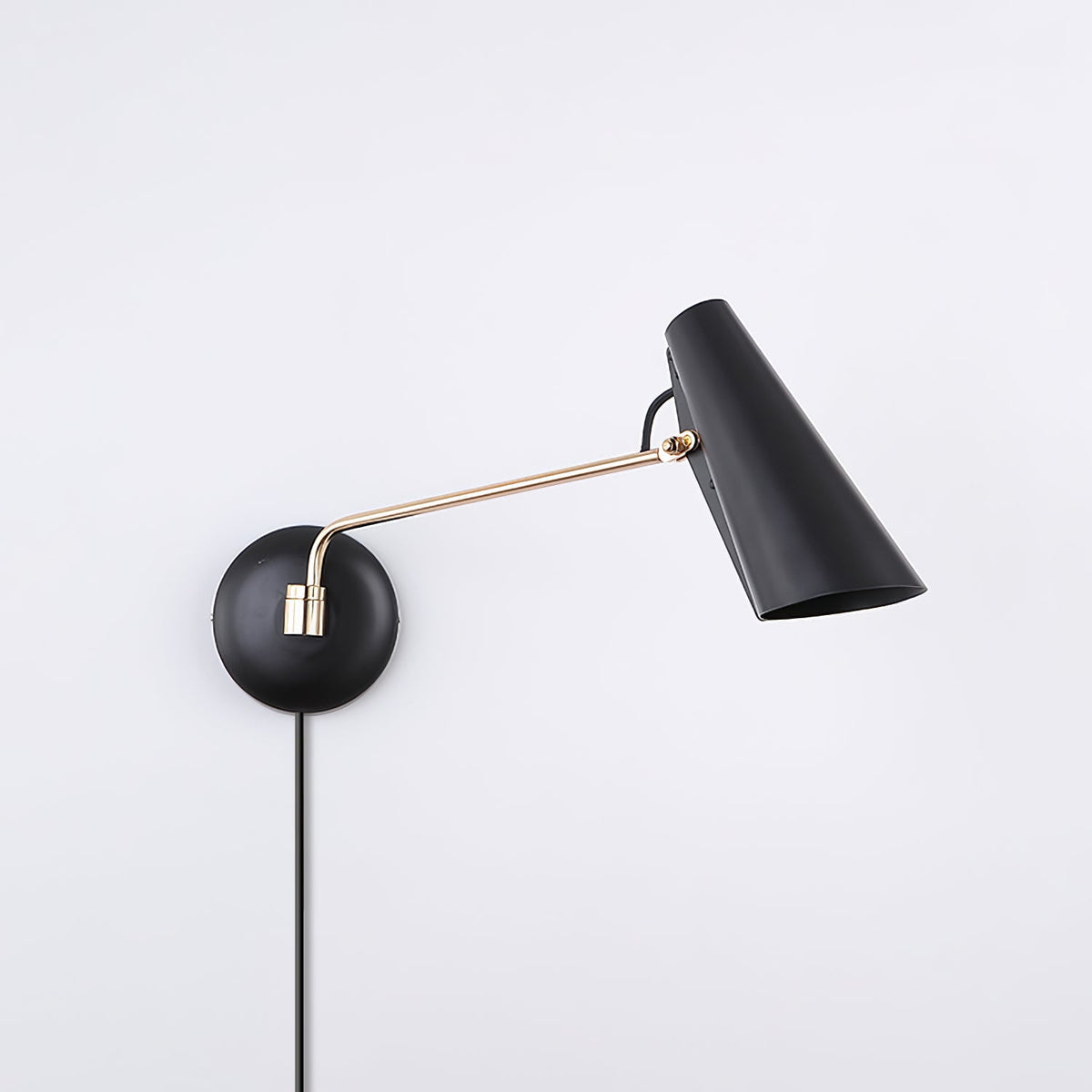 Birdy Plug - in Wall Lamp