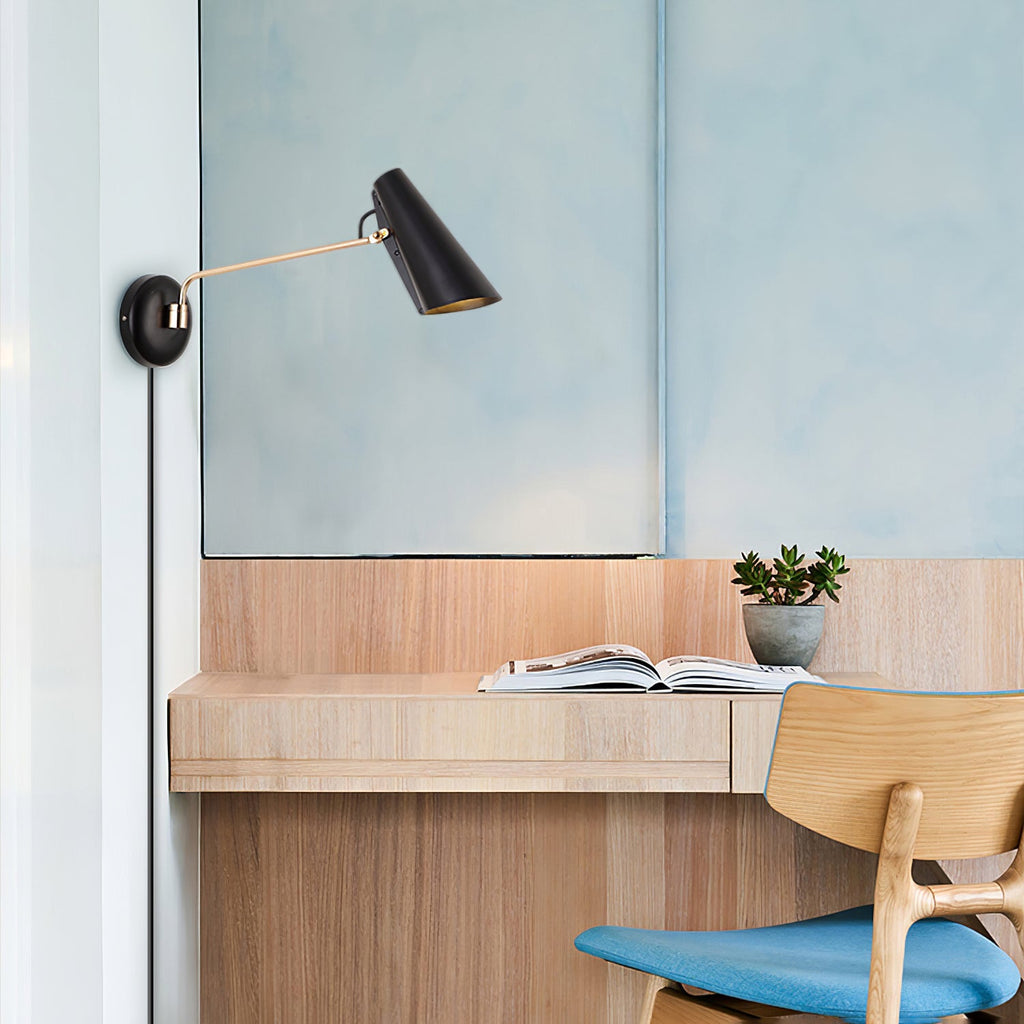 Birdy Plug - in Wall Lamp