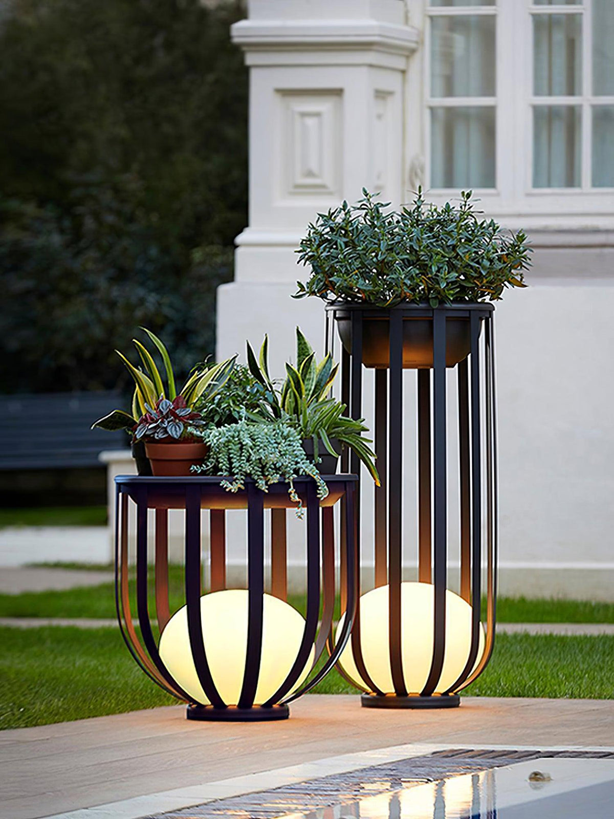 Bols Outdoor Garden Lamp