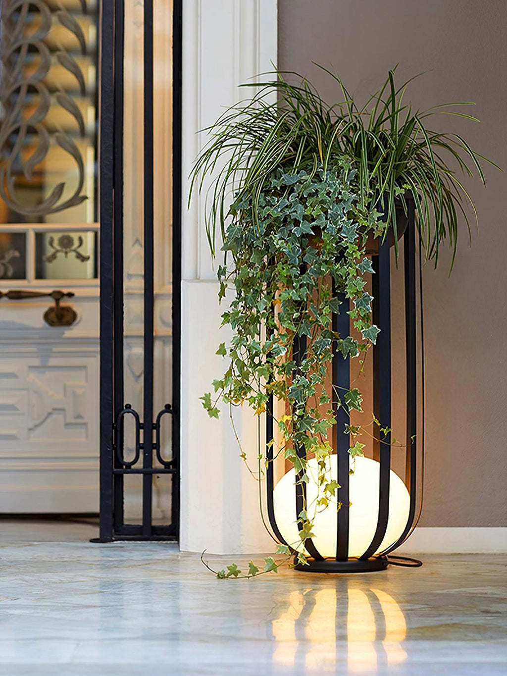 Bols Outdoor Garden Lamp