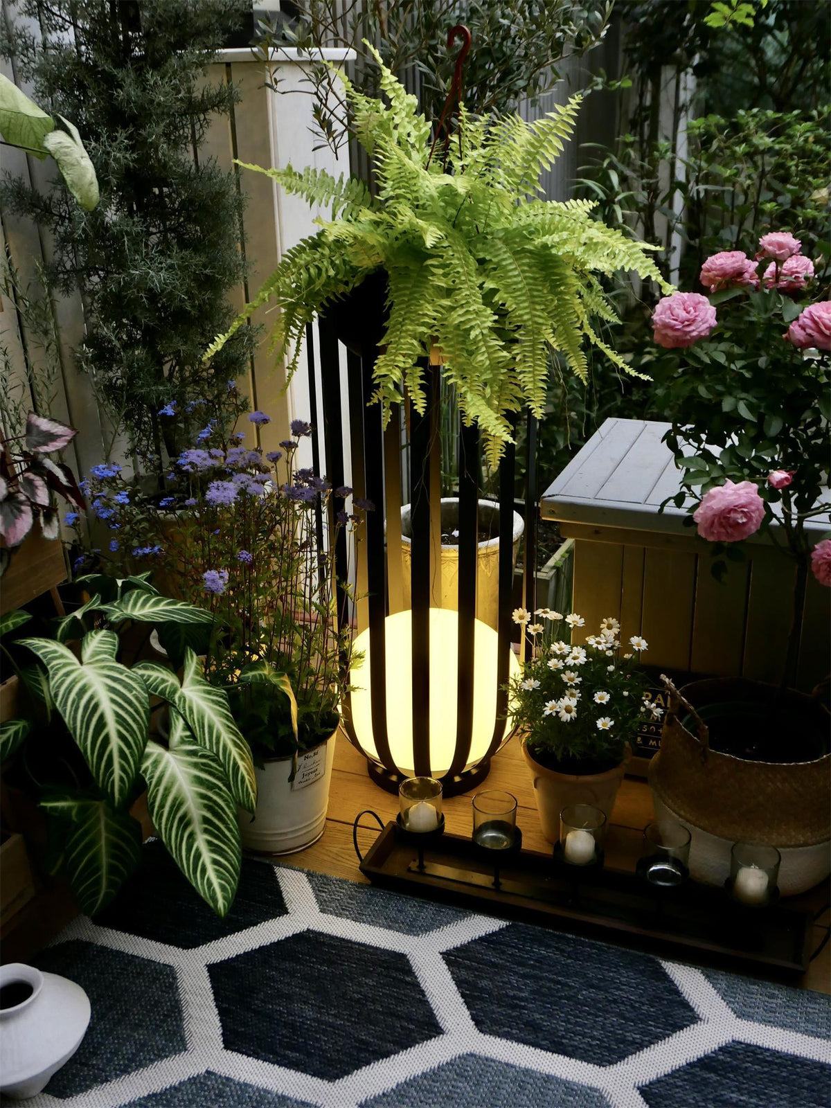 Bols Outdoor Garden Lamp