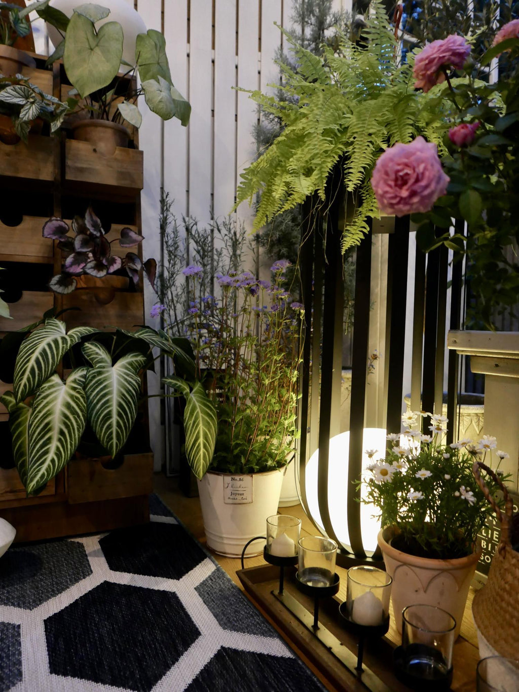Bols Outdoor Garden Lamp
