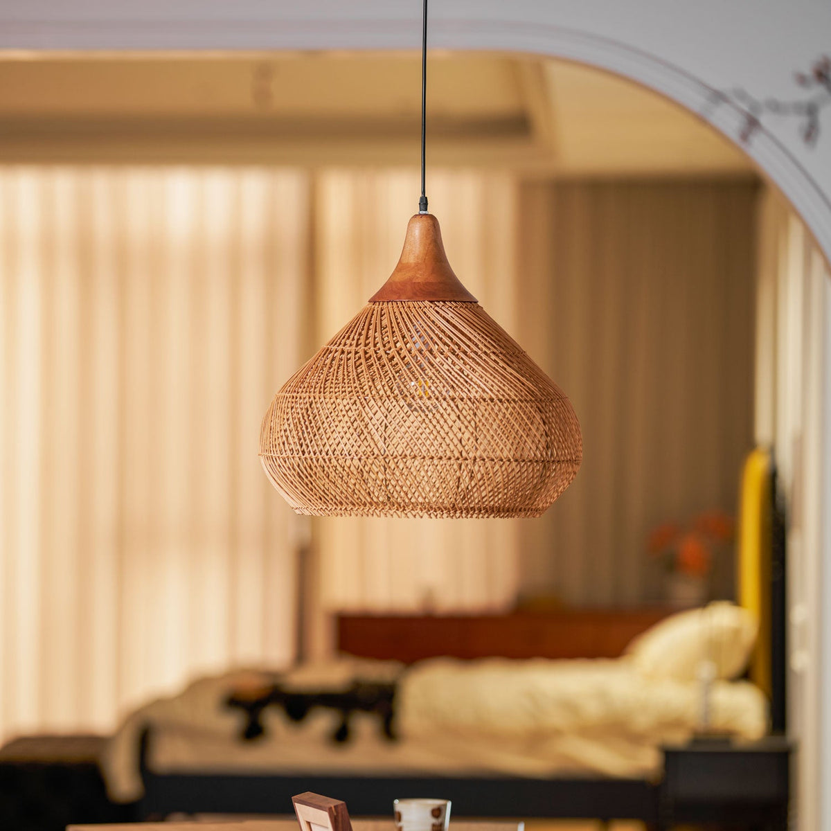 Braided Rattan Pendant Lamp