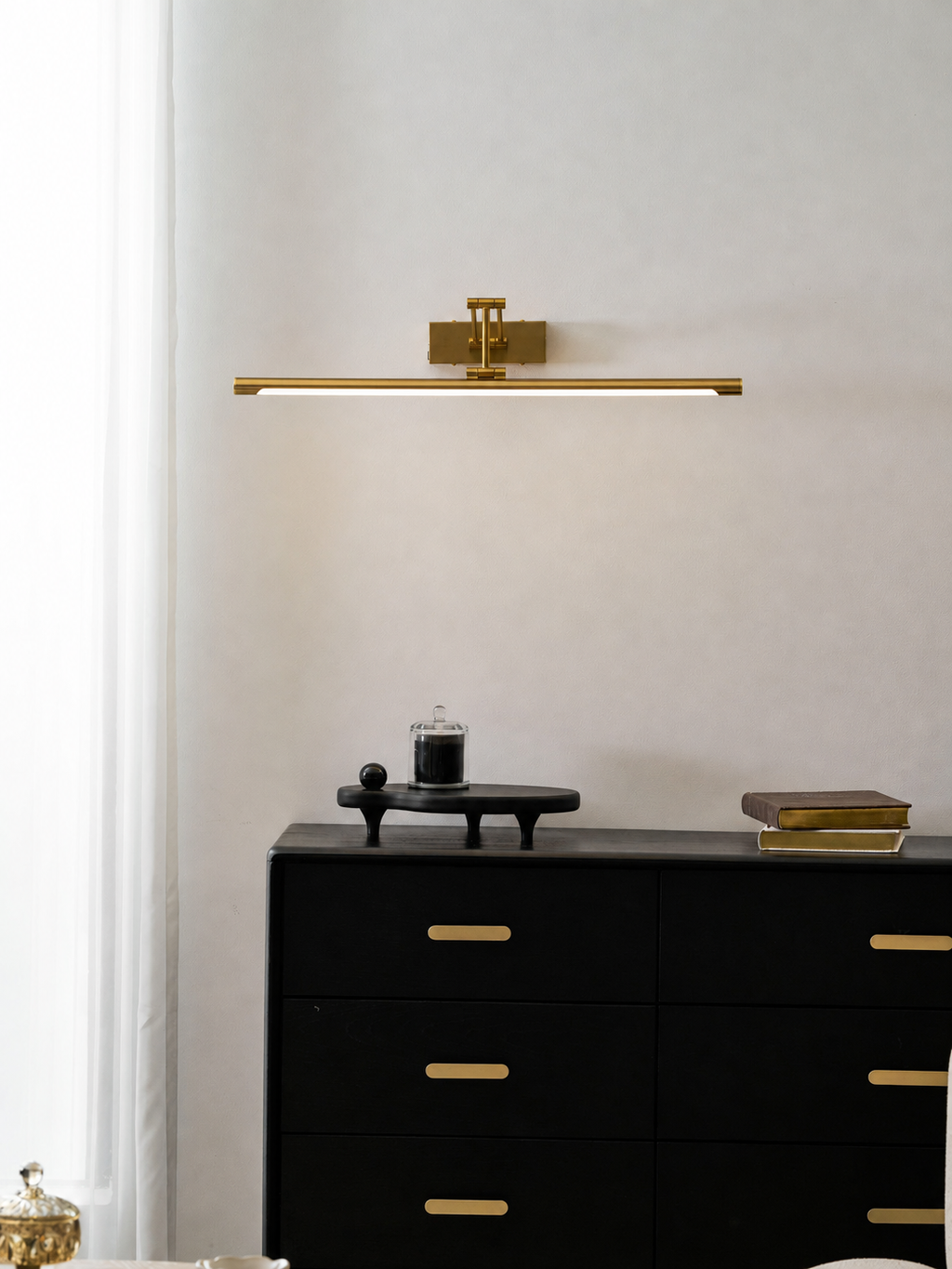 Brillan Frame Rechargeable Wall Light