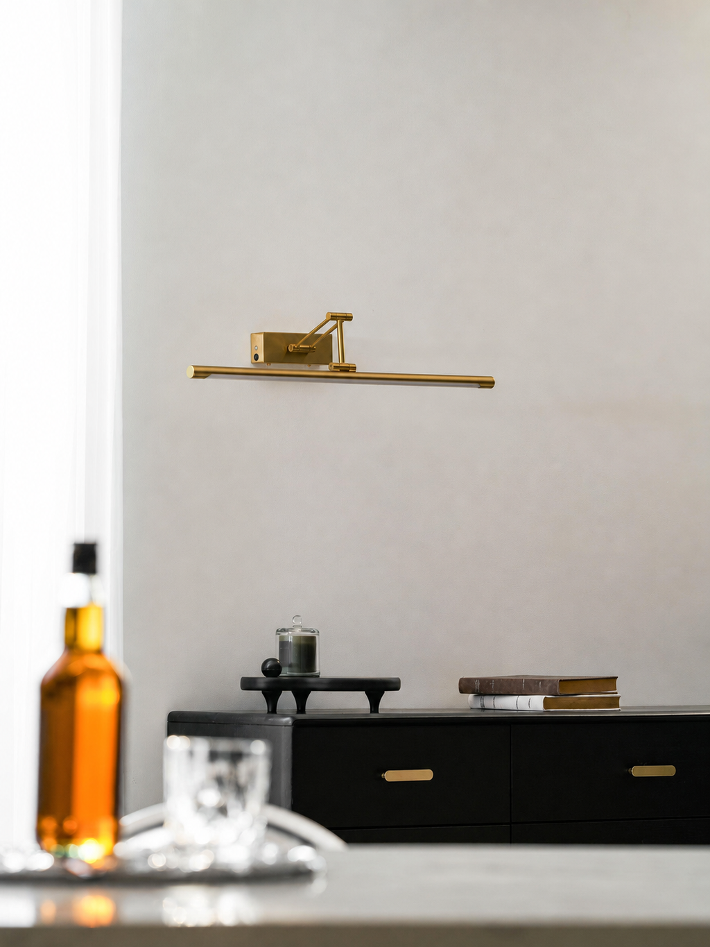 Brillan Frame Rechargeable Wall Light