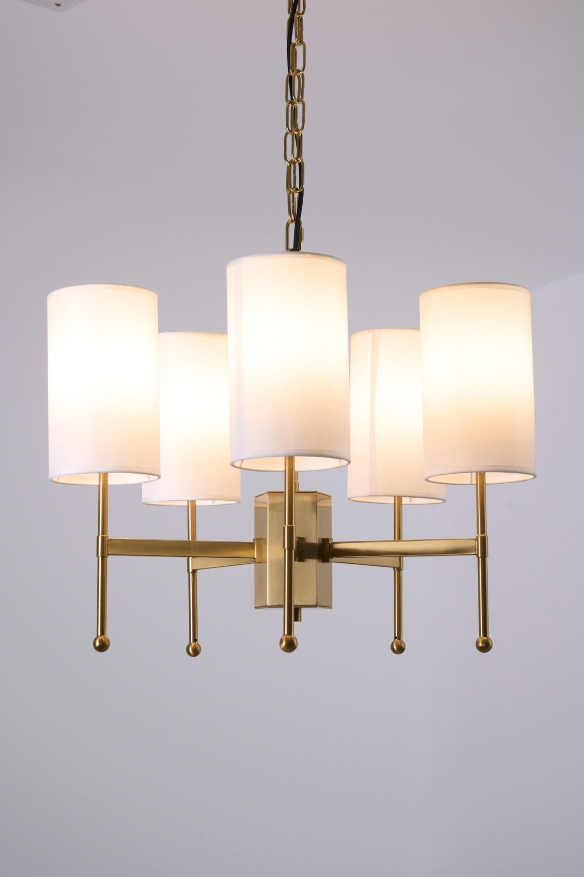 Brilliancess Brass Chandelier