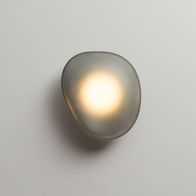 Pebble Wall Lamp