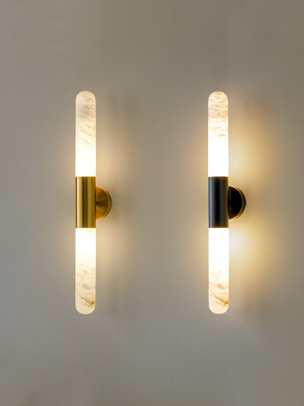 Cavoya Alabaster Wall Light