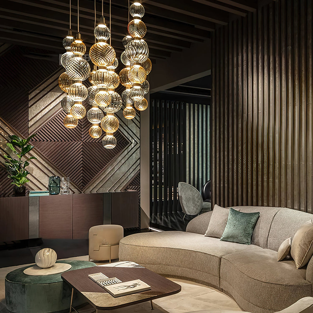 Celvara Globe Pendant Lamp