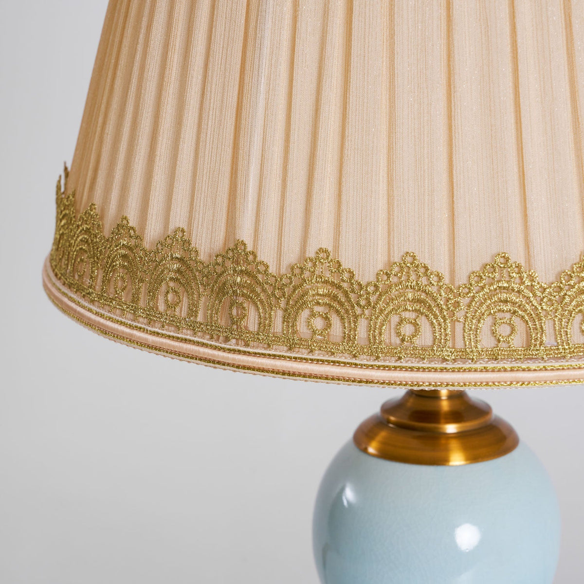 Chaslyn Desk Lamp