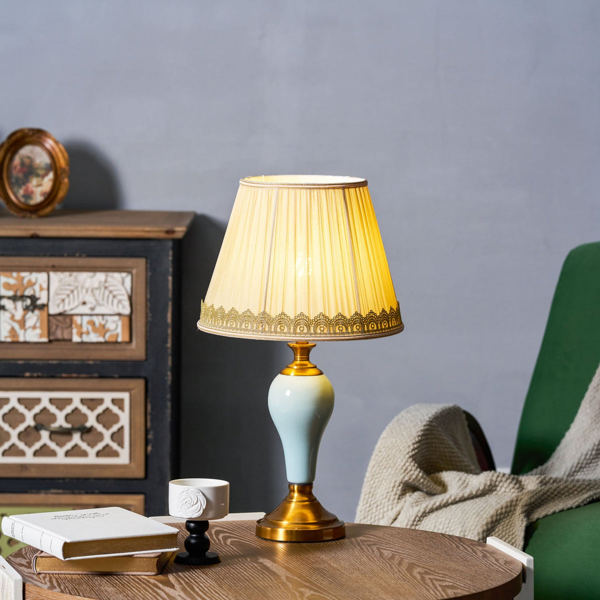 Chaslyn Desk Lamp
