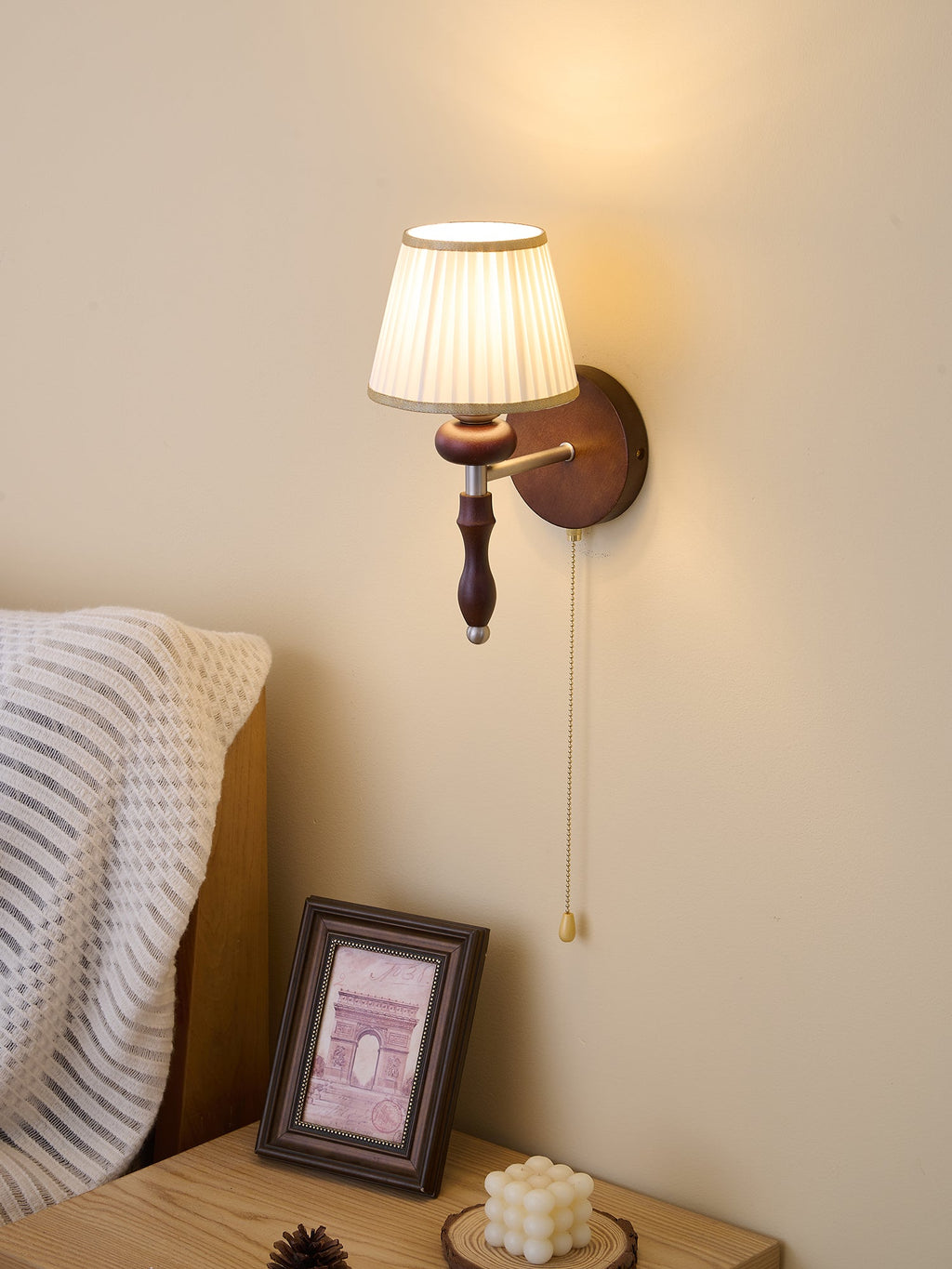 Clarendon Wall Lamp