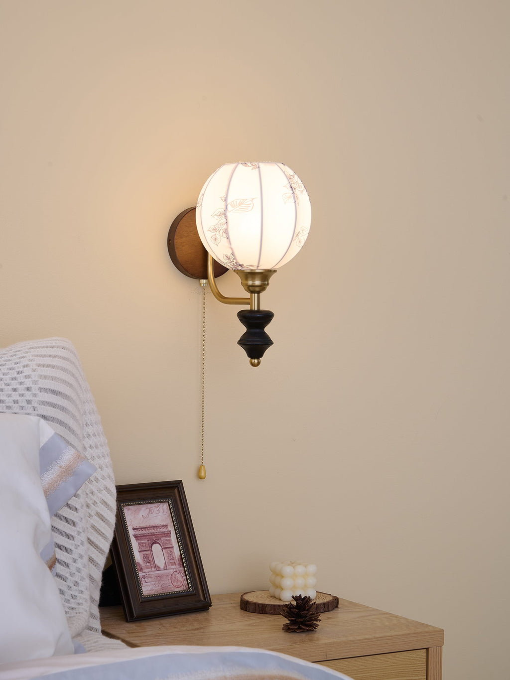 Clarendon Wall Lamp