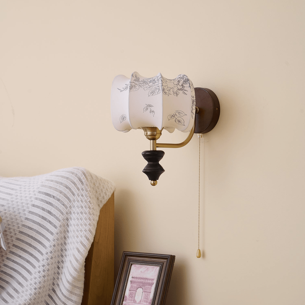 Clarendon Wall Lamp