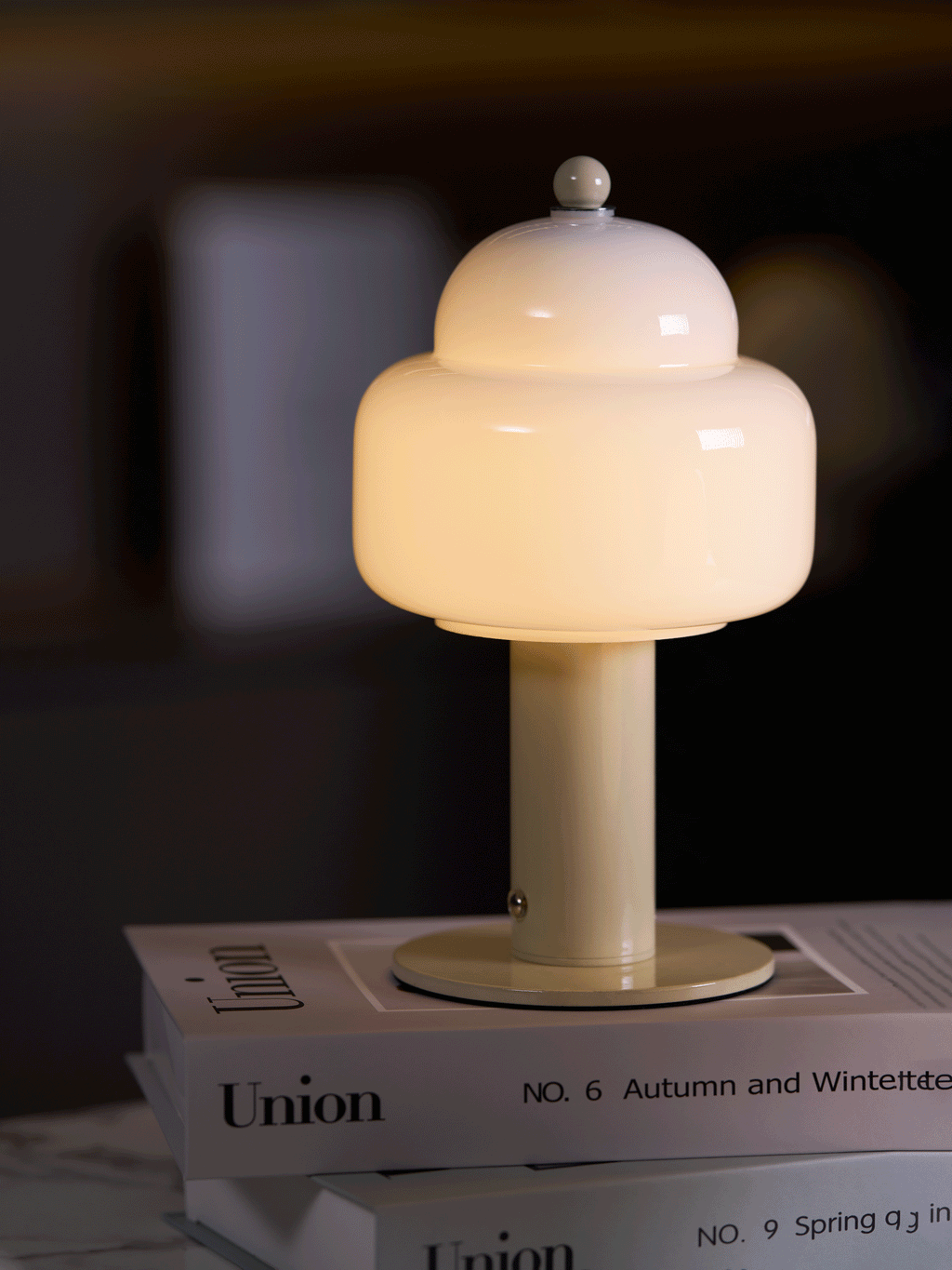 Cloud Dome Table Lamp