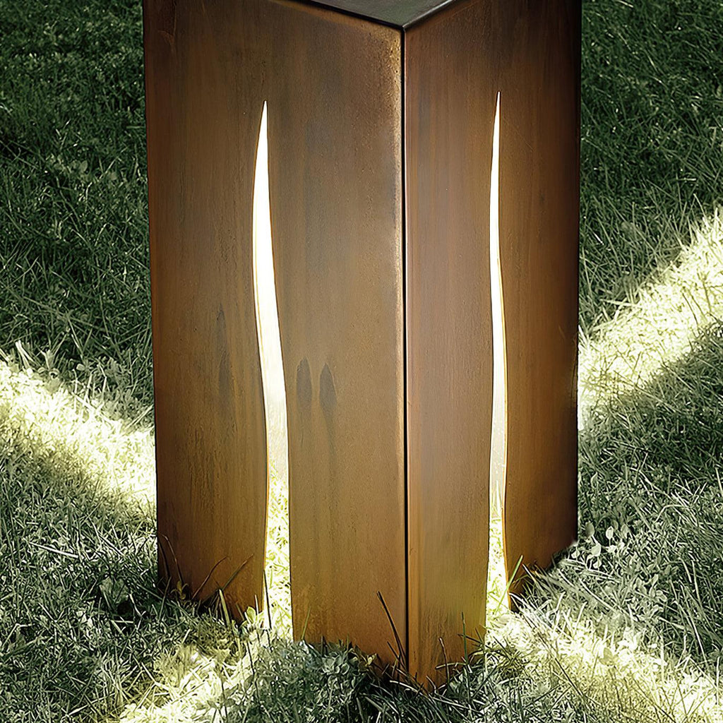 Crack Cube Garden Light