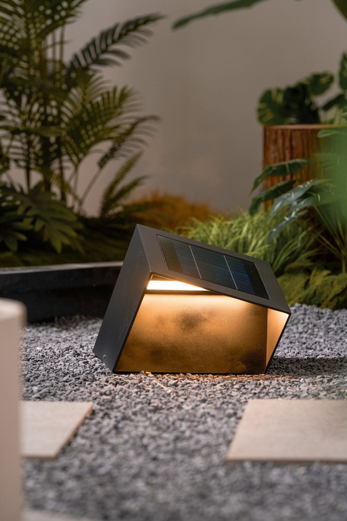 Cube Garden Solar Outdoor Light