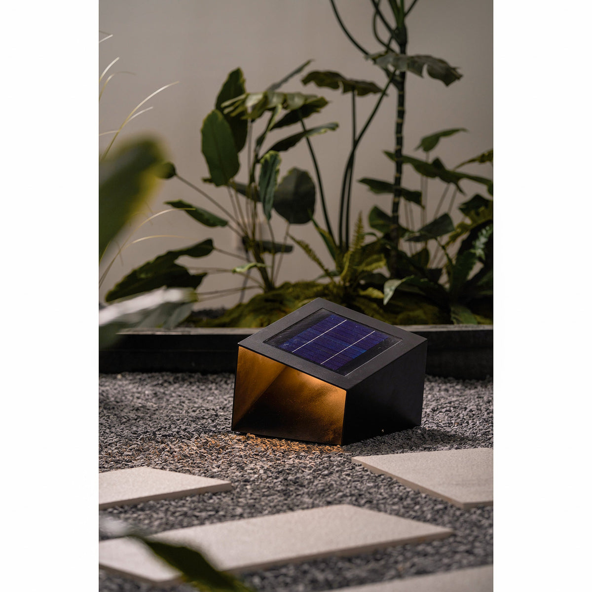 Cube Garden Solar Outdoor Light