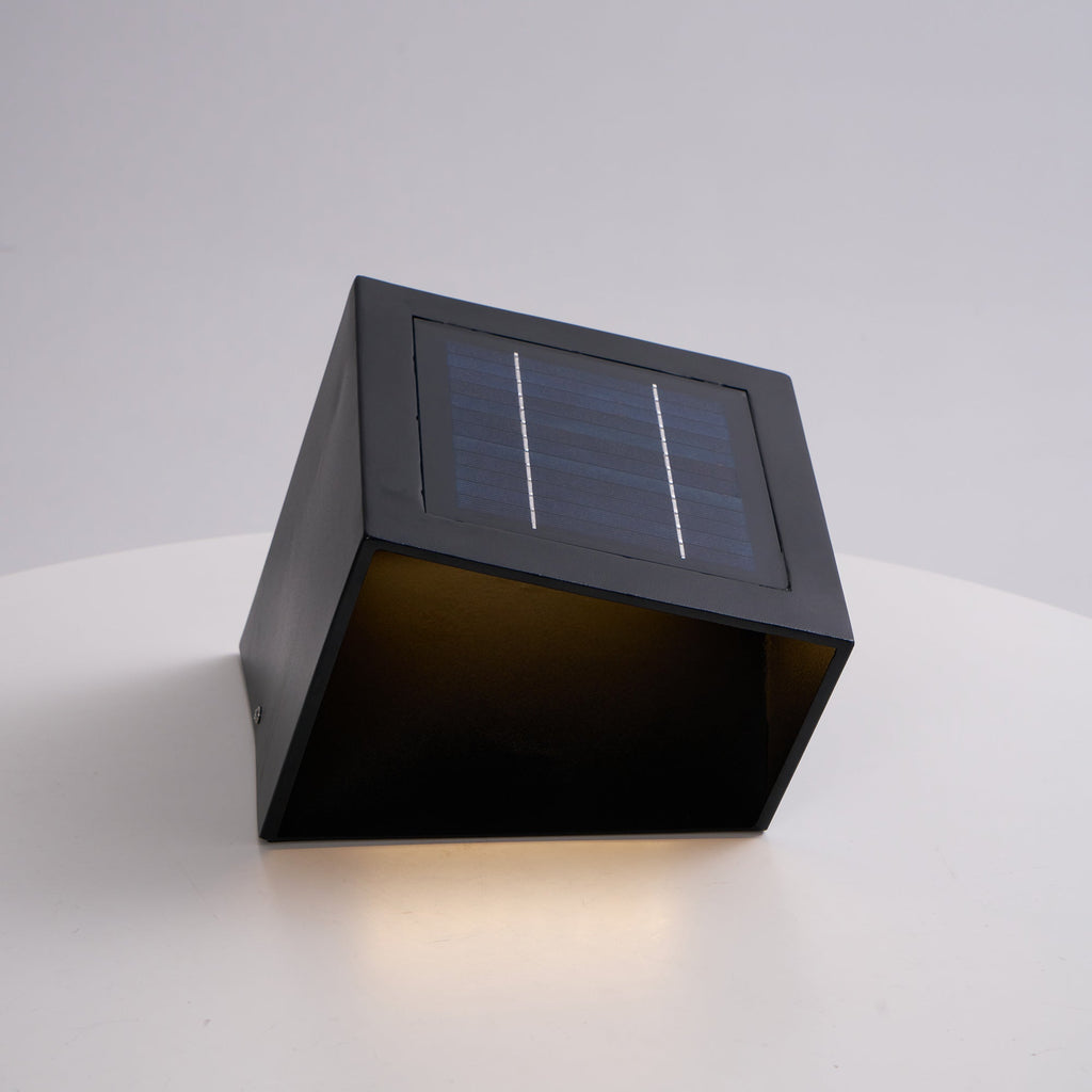 Cube Garden Solar Outdoor Light