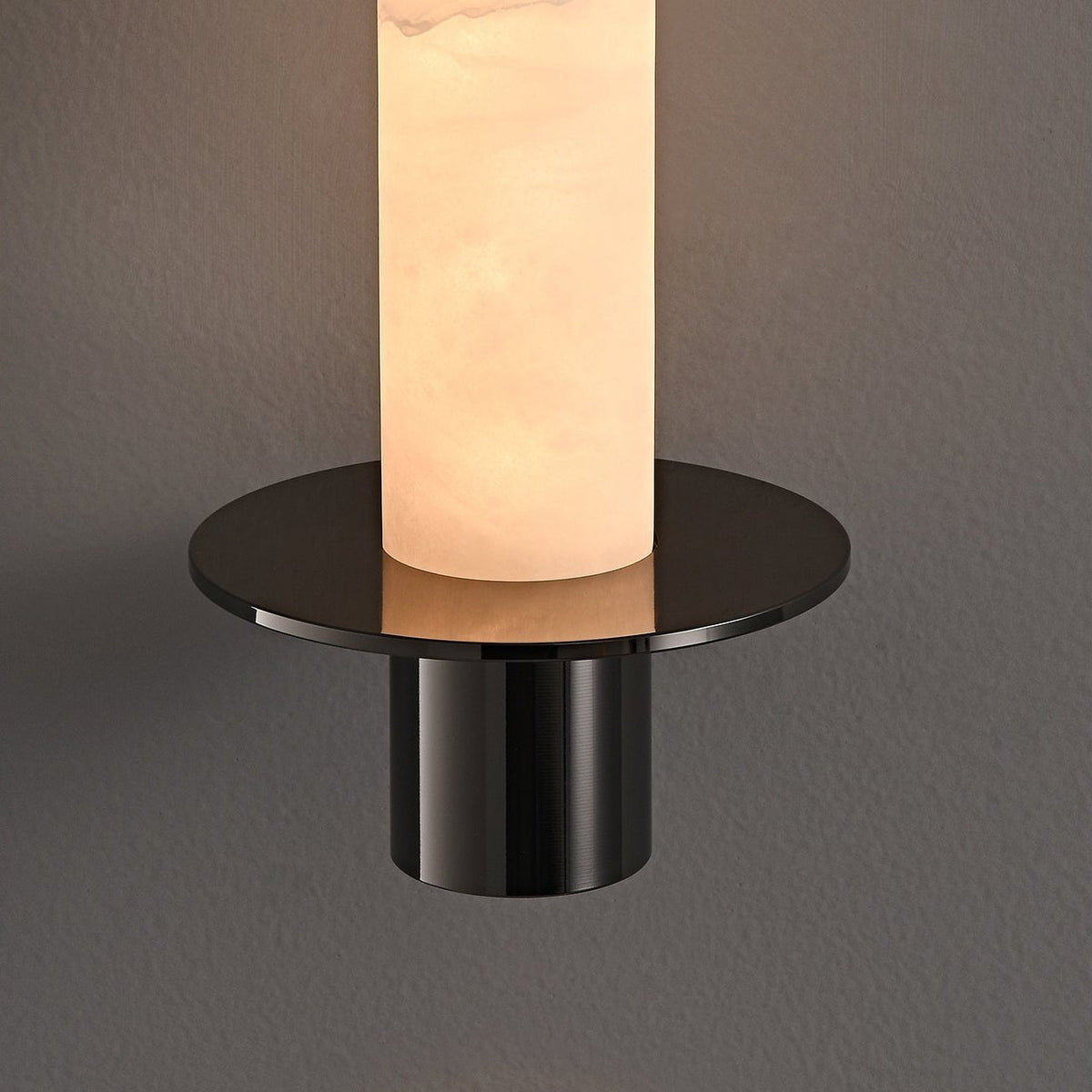 Cylindrical Plinth Pendant Lamp