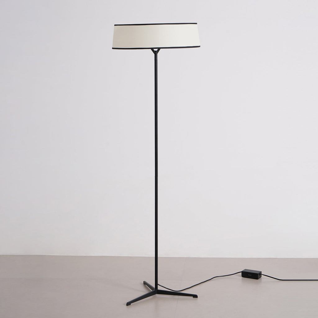 Dama Floor Lamp