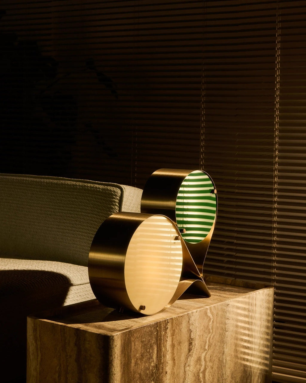 Duet Disc Table Lamp