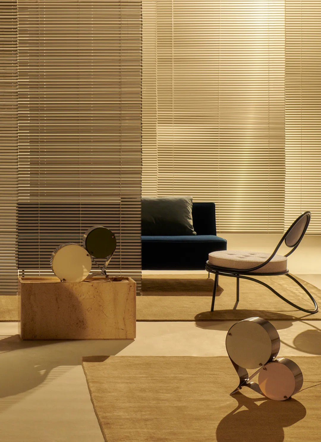 Duet Disc Table Lamp