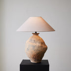 Duna Sculpted Clay Table Lamp