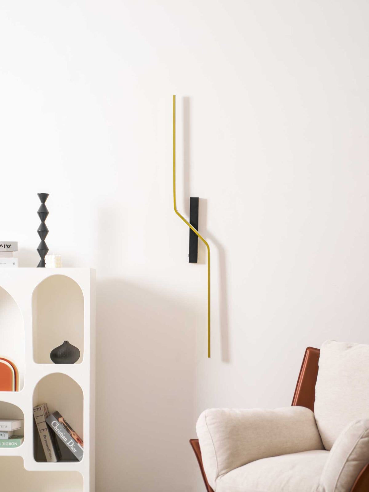 Echelon Rechargeable Wall Light