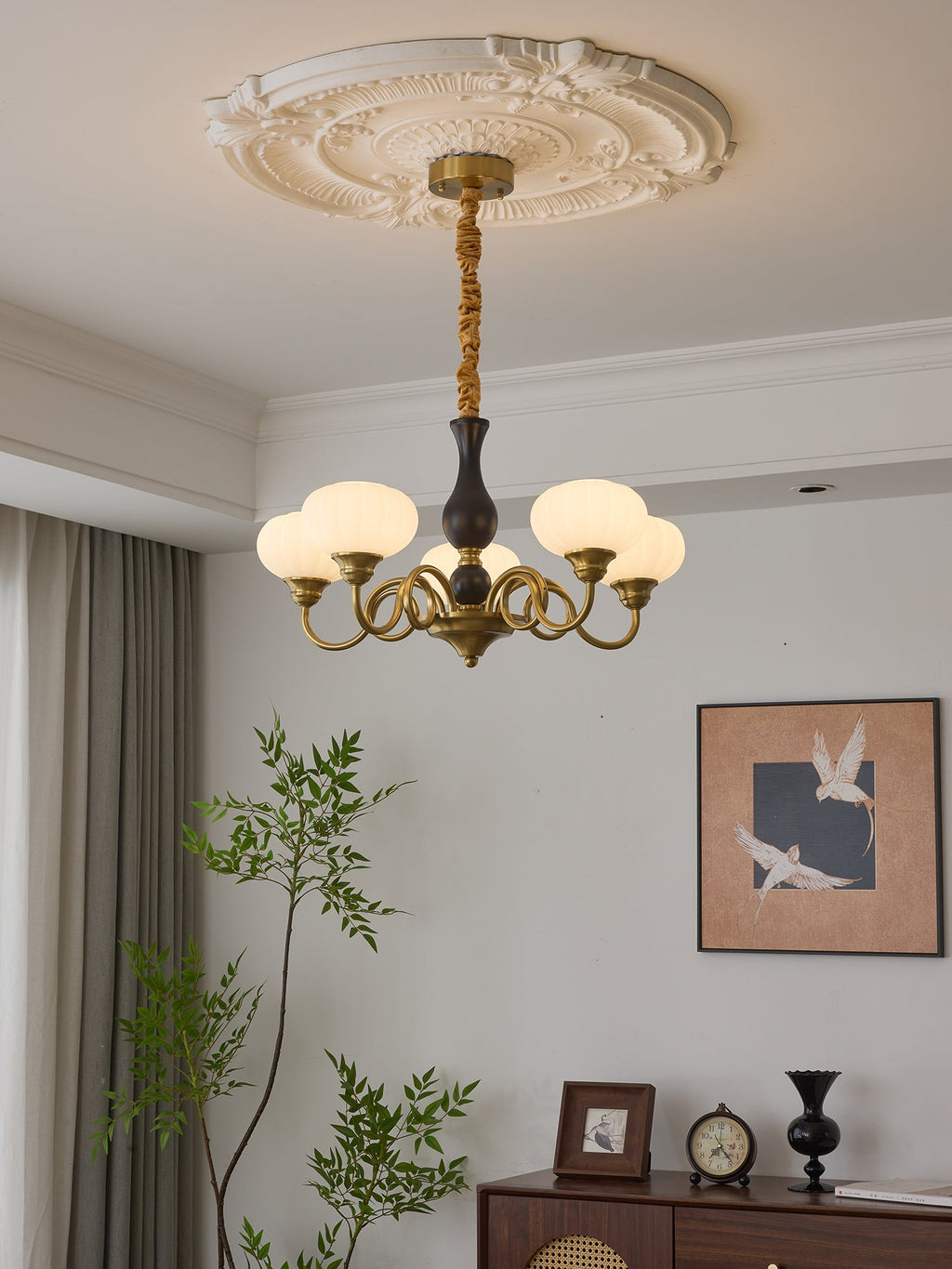 Elaris Chandelier