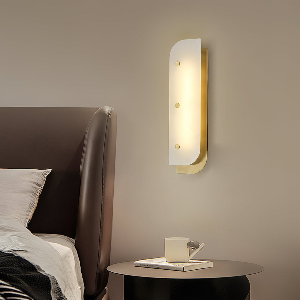 Elaris Wall Lamp