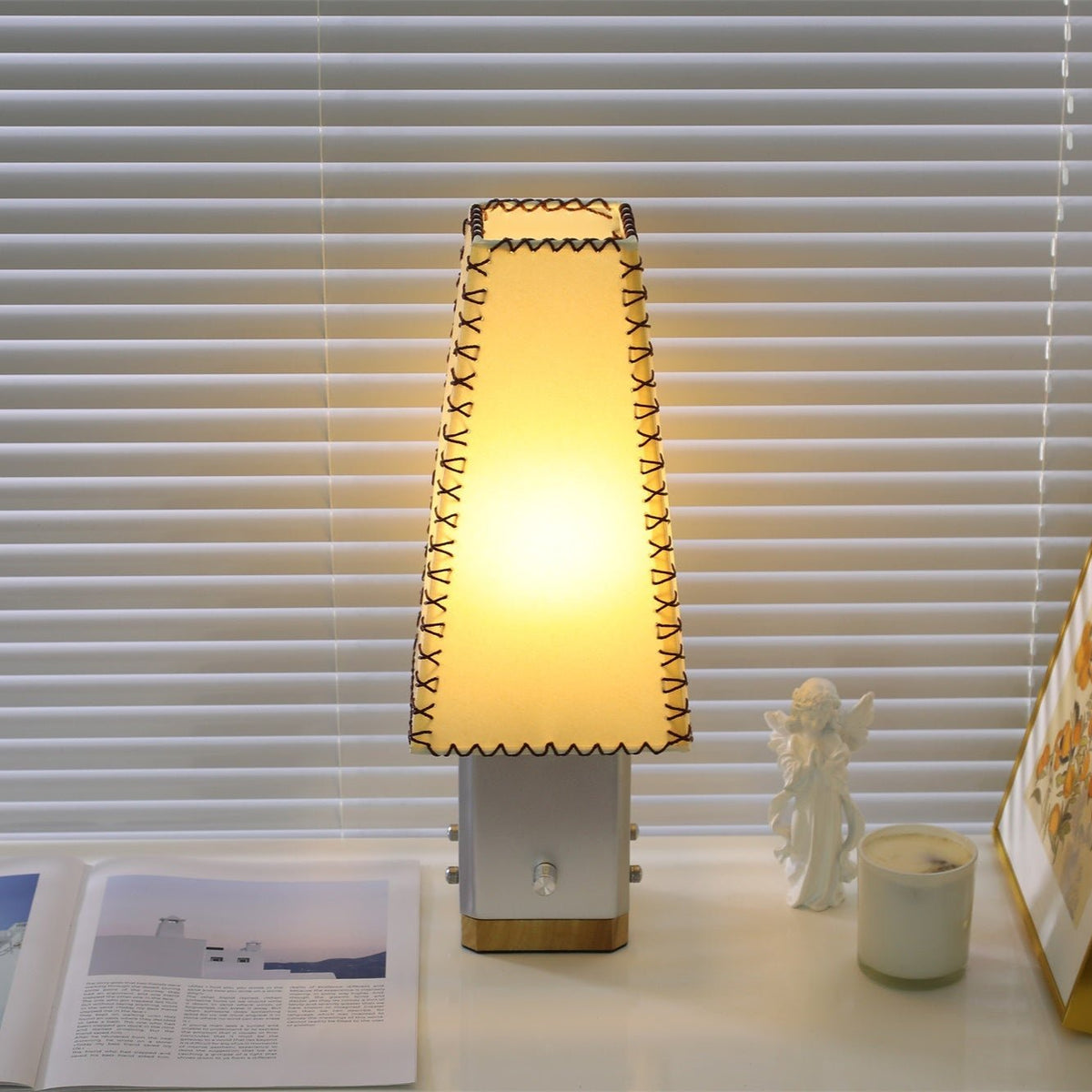 Estela Table Lamp