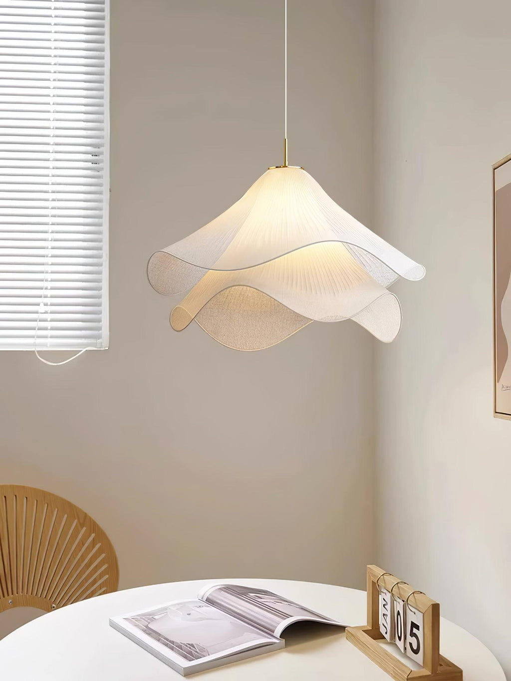 Ethereal Bloom Plug - in Pendant Light