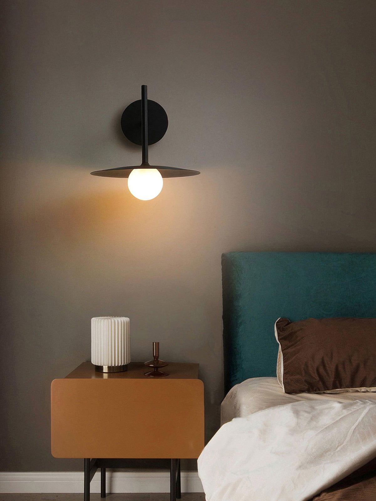 Gea Iron Wall Lamp