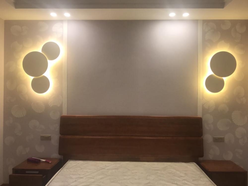 Superimpose Round Wall Lamp