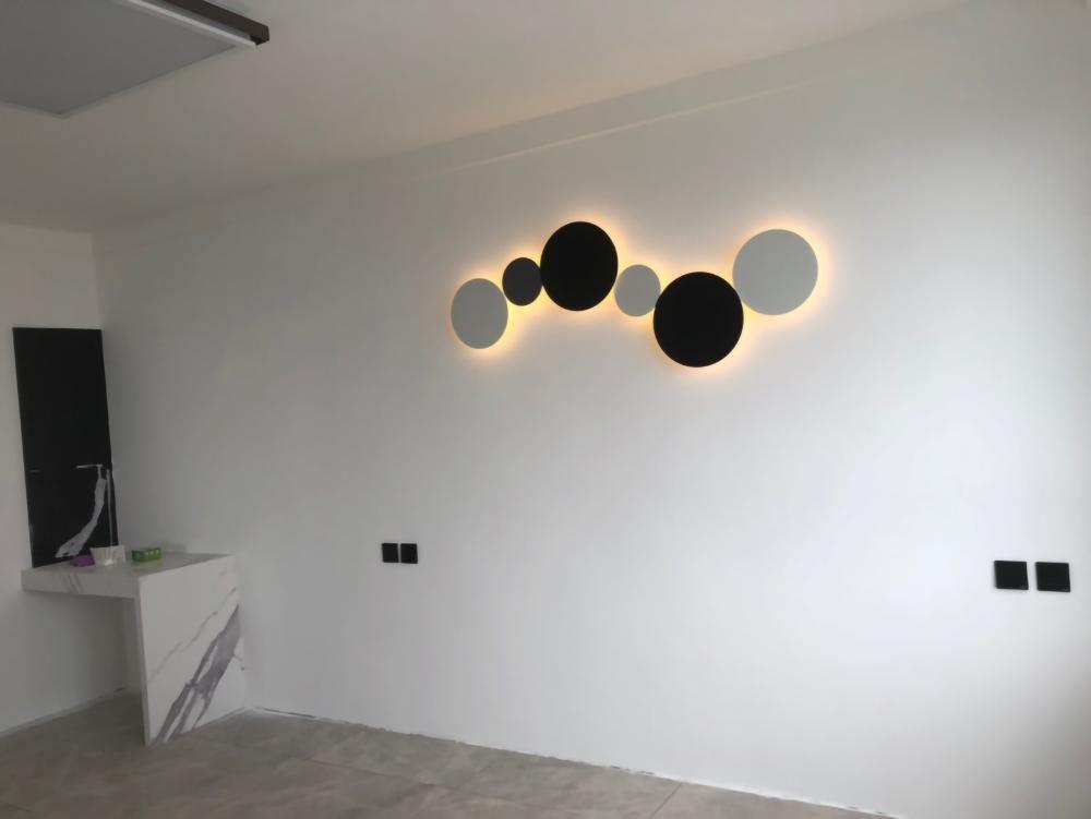 Superimpose Round Wall Lamp