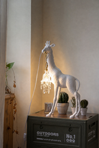 Giraffe Royale Sculpture Floor Lamp